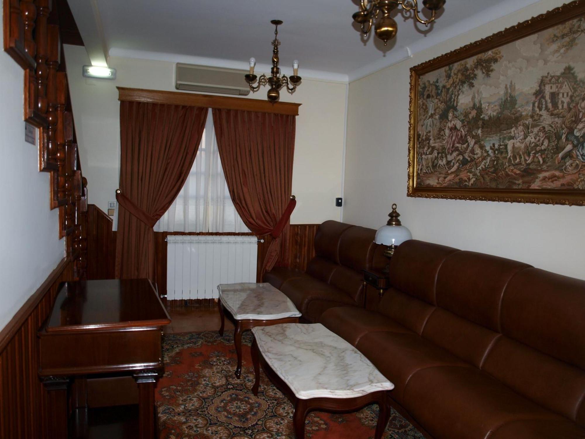 ホテル Residencial Sra. Da Lomba Pinhanços エクステリア 写真