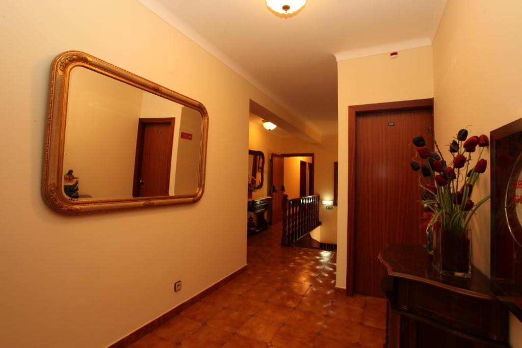 ホテル Residencial Sra. Da Lomba Pinhanços エクステリア 写真